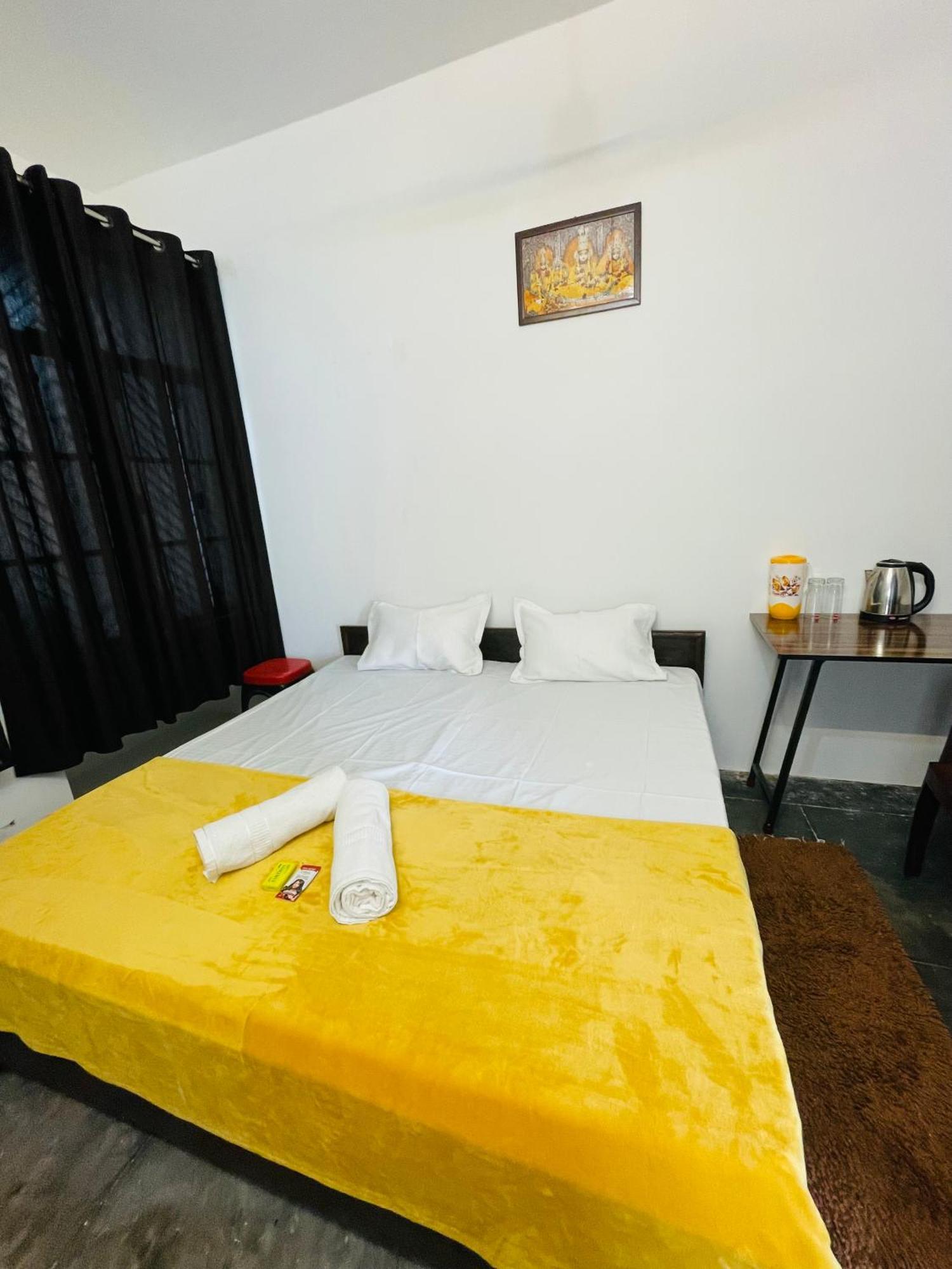 Shree Balaji Homestay Ayodhya المظهر الخارجي الصورة
